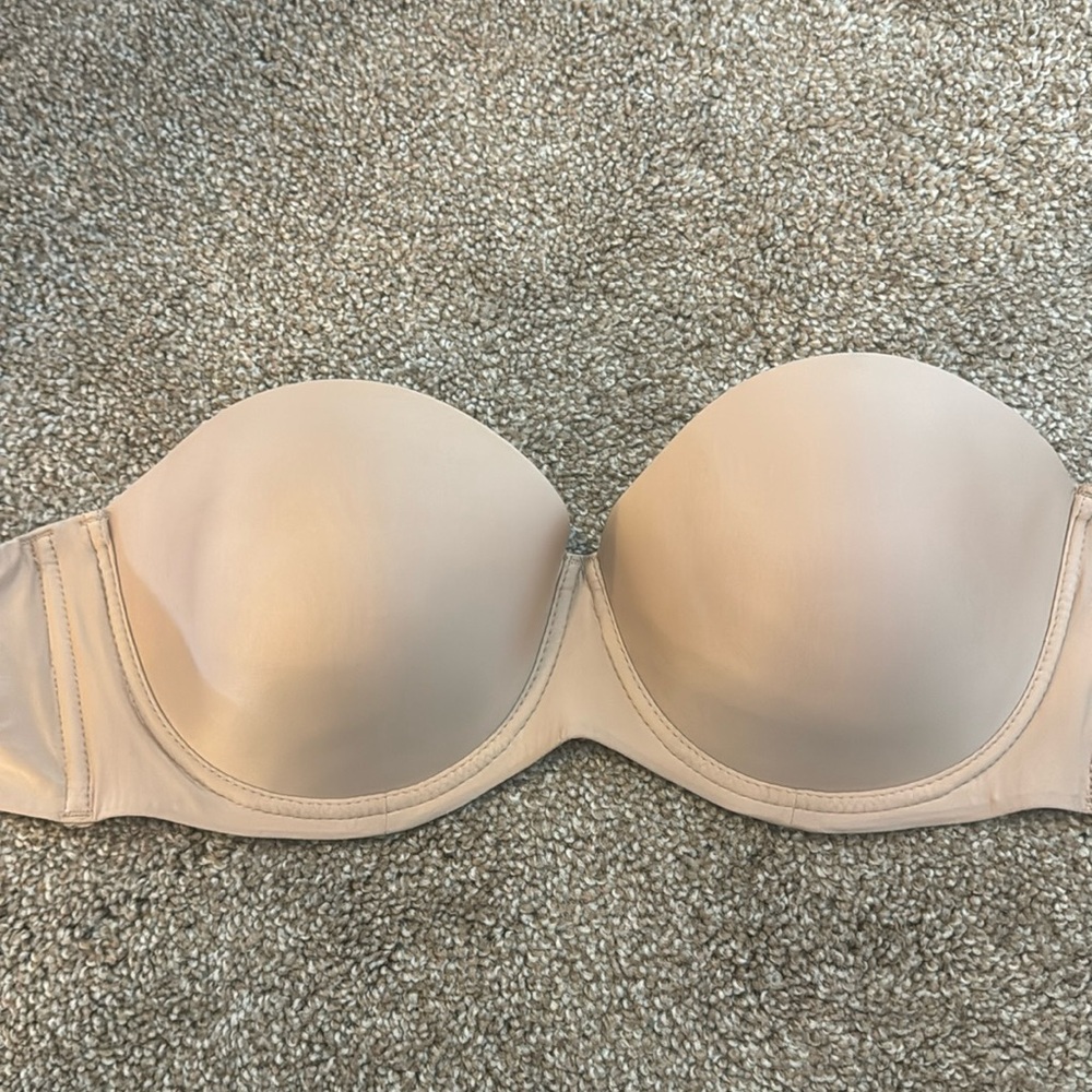 Never worn 36D intimissimi brand bra